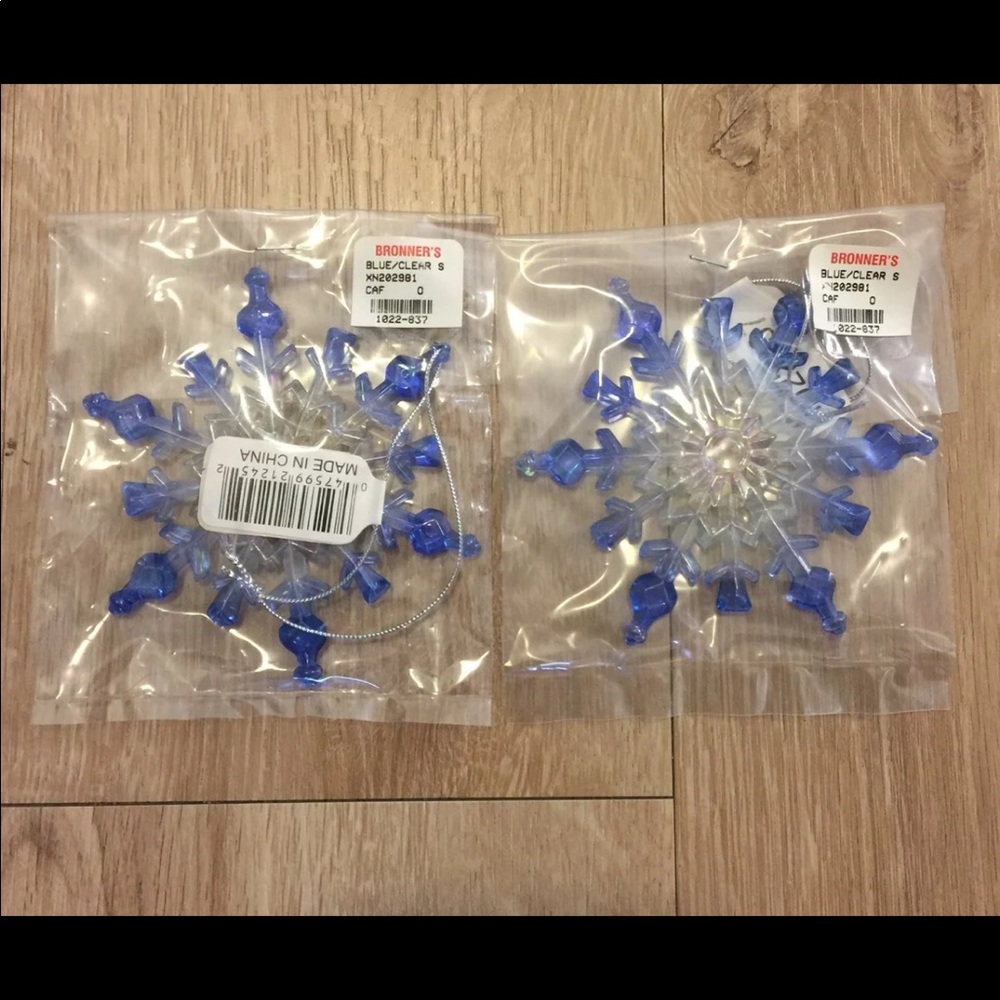 Bronner's Snowflakes